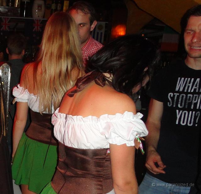 2015 Wiesn Anstich 031.jpg - Schöne Haare